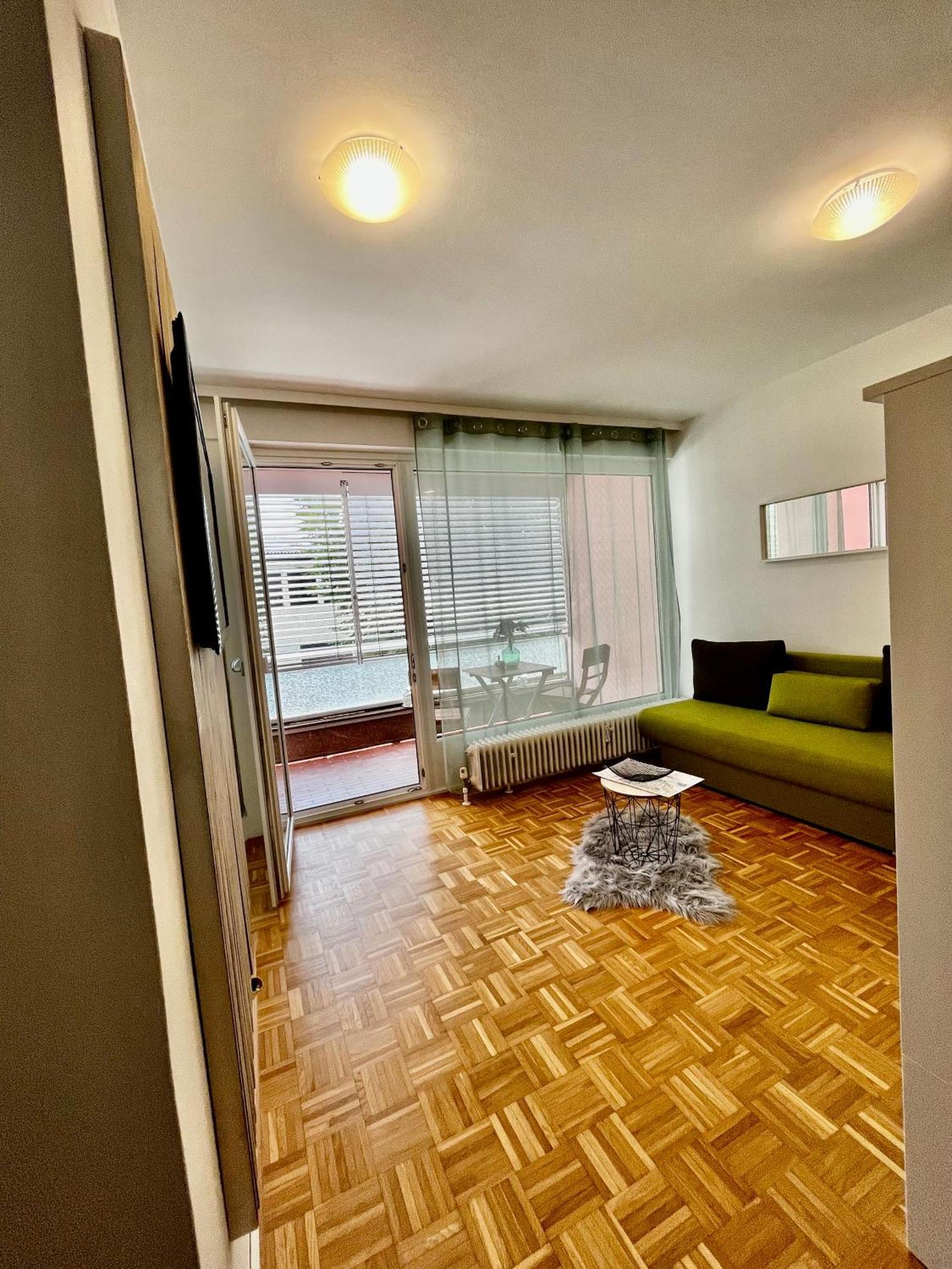 Ganze Ferienwohnung In Top Lage Mit Loggia Klagenfurt am Woerthersee Zewnętrze zdjęcie